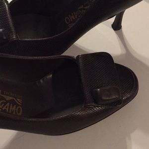 Ferragamo soft work pumps